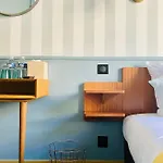 La Cascade Hotel