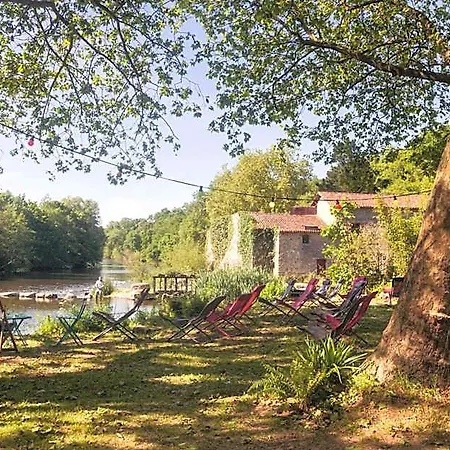 La Cascade Hotel 3*