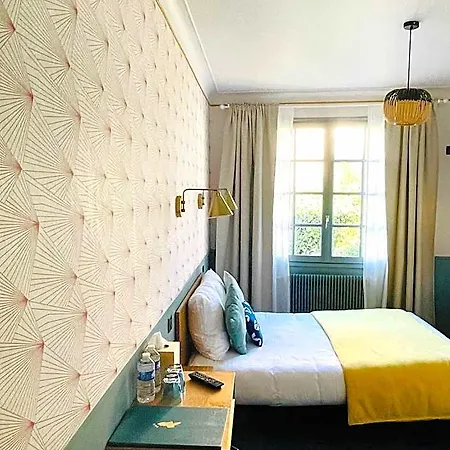 La Cascade Hotel 3*
