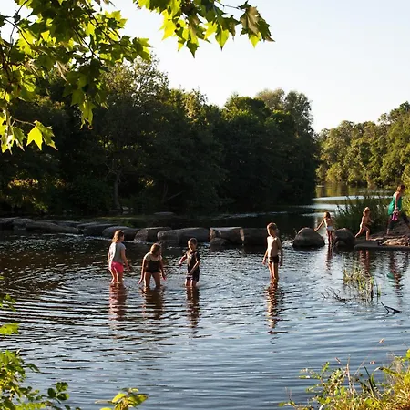 La Cascade Hotel Clisson