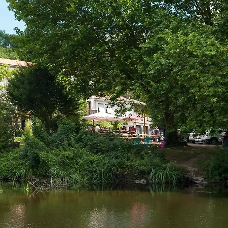 La Cascade Hotel