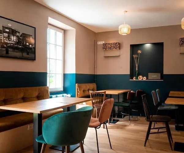 酒店 La Cascade 3*